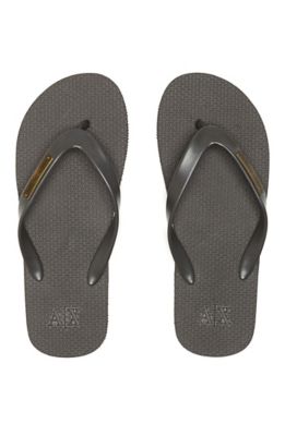 Metal Plate Flip Flop