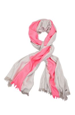 Signature Colorblock Scarf